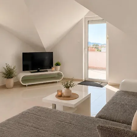 Apartamento In With Wifi Sukošan